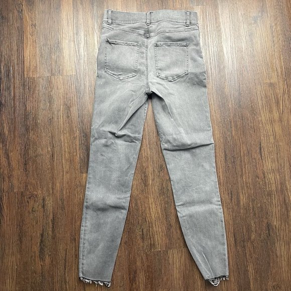 SPANX Vintage Distressed Denim Skinny Ankle Jeans Women's Size Medium 20213R - Picture 2 of 11